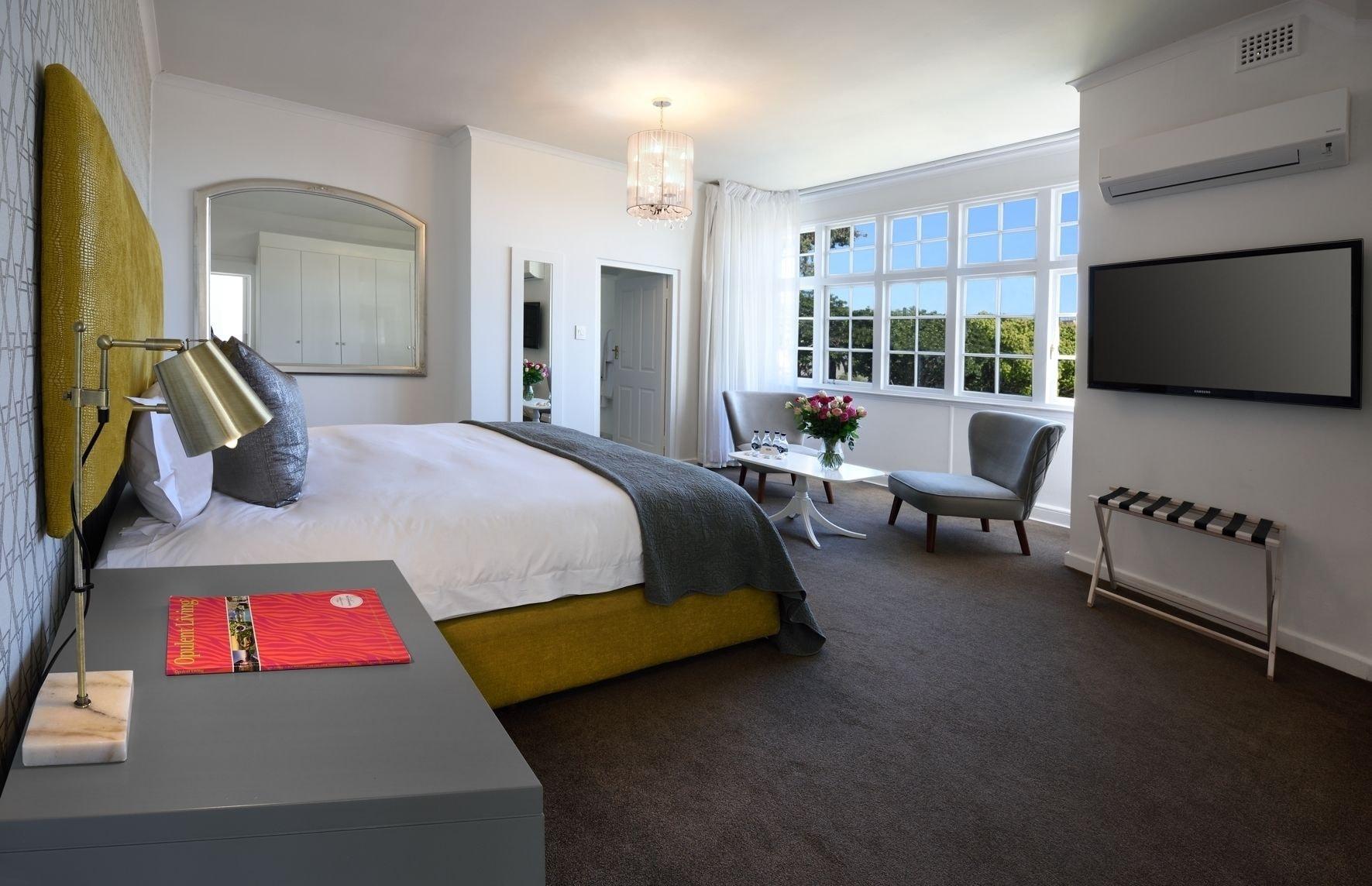 Guest house The Clarendon - Fresnaye Cape Town