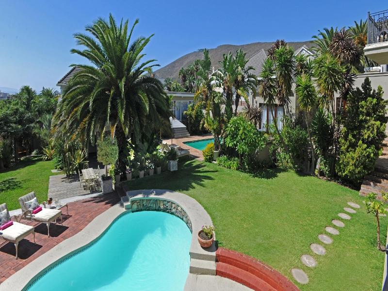 The Clarendon - Fresnaye Guest house 5*